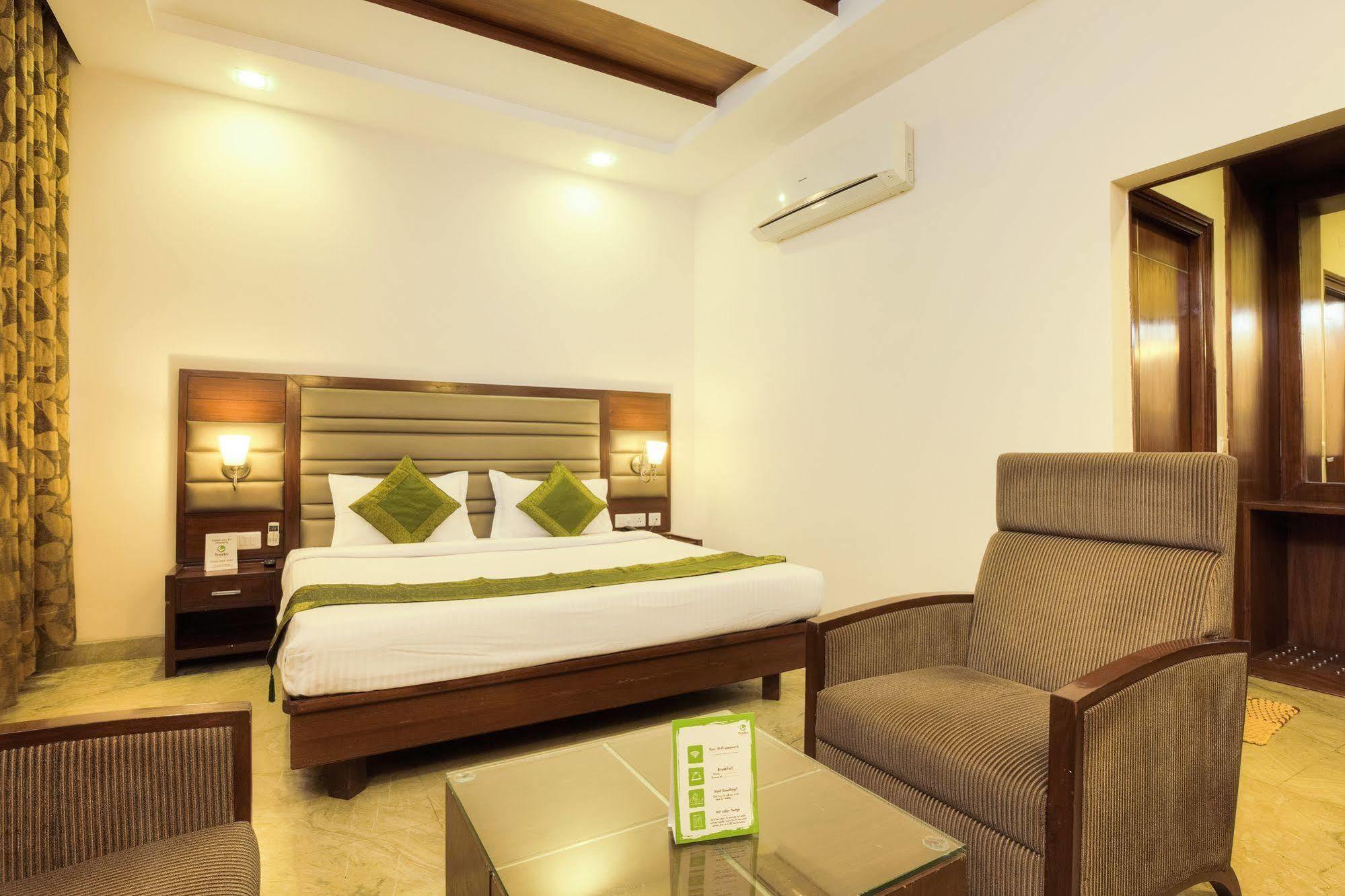 Hotel Mint