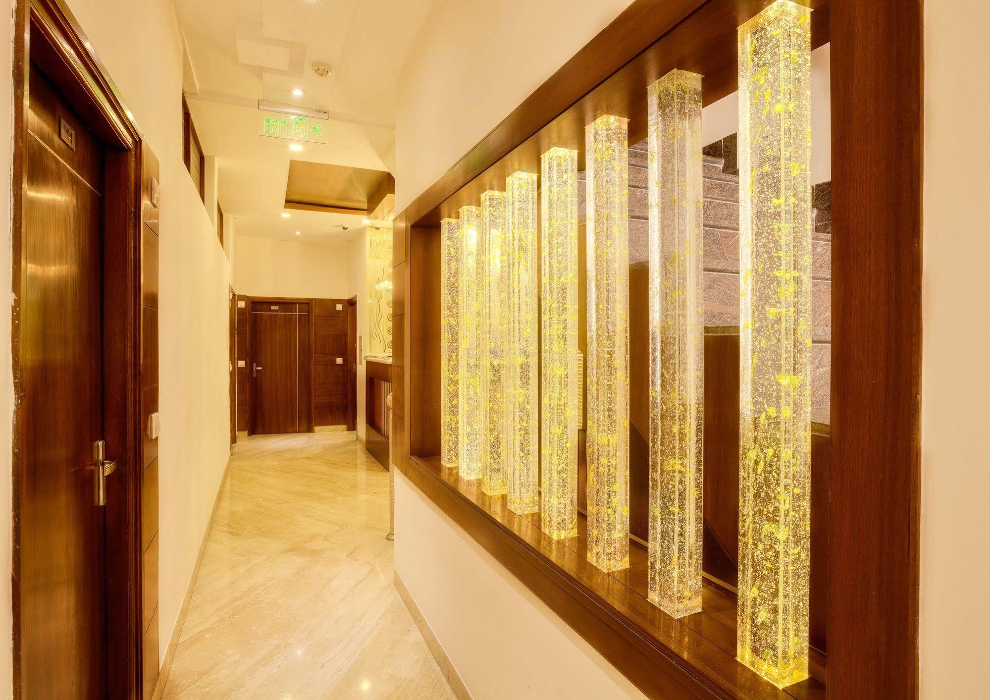 Mint Hotel 3*