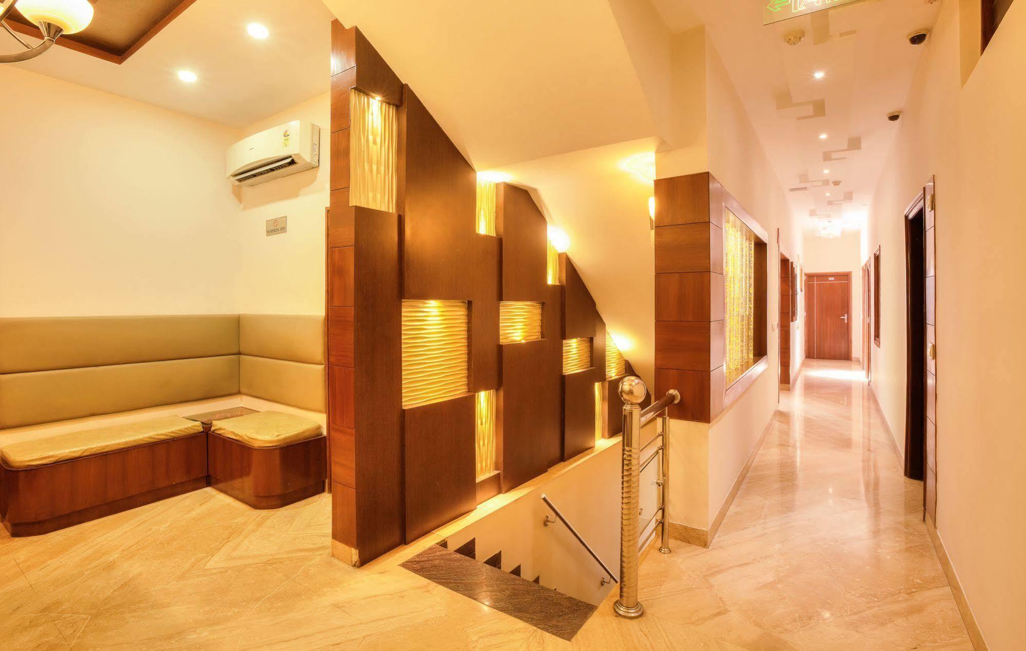 Mint Hotel 3*